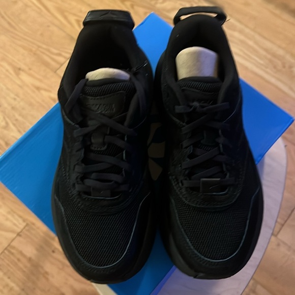 Hoka sneakers, collaboration with Engineered Garments, black with calf hair - Picture 2 of 5